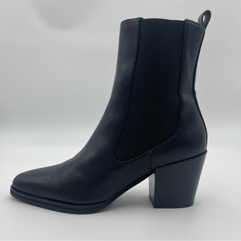 Open Edit Harlowe Chelsea Black Boots SZ 6.5M -lightly used no box-small scuff